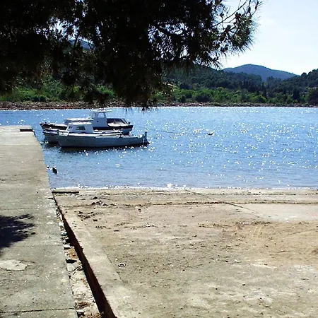 With A Parking Space Sutomiscica, Ugljan - 16524 Διαμέρισμα Preko